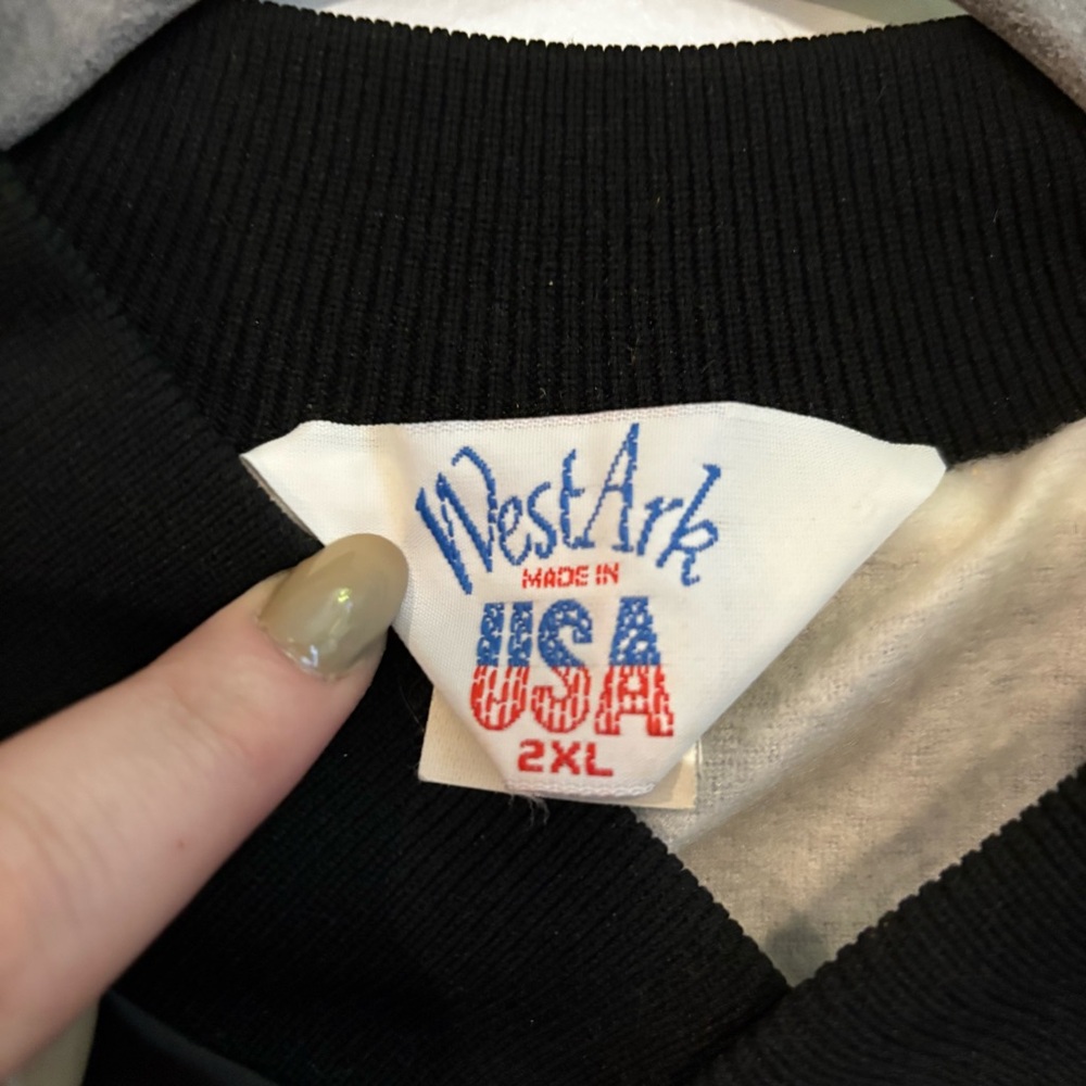 VINTAGE Black GMC Varsity Jacket - Picture 2 of 7